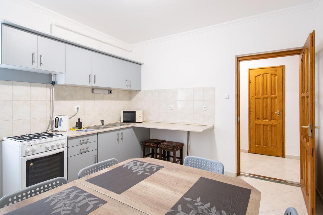 Lux Apartmanok Hajdúszoboszló Buitenkant foto